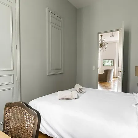 Prestigious Overlooking Palais-royal Garden Lejlighed Paris