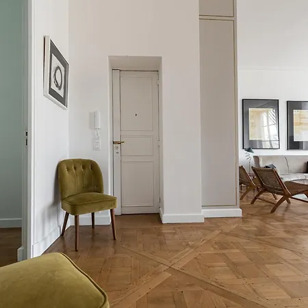 Prestigious Overlooking Palais-royal Garden Apartmán *